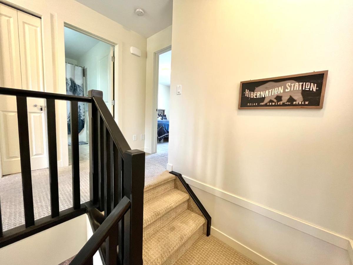 Perfect Base Invermere 3Bd Townhouse Mt Views With Garage ภายนอก รูปภาพ