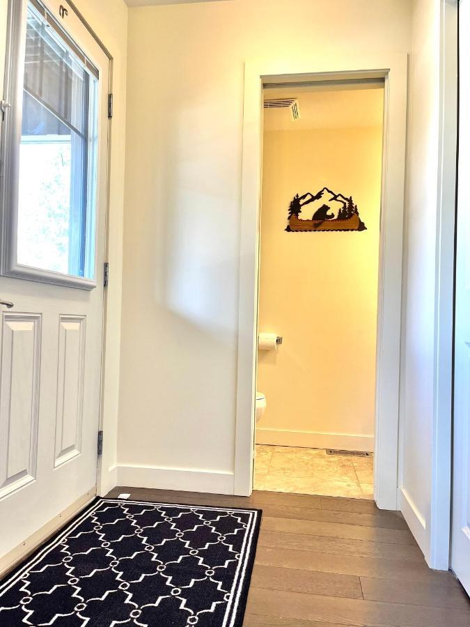 Perfect Base Invermere 3Bd Townhouse Mt Views With Garage ภายนอก รูปภาพ