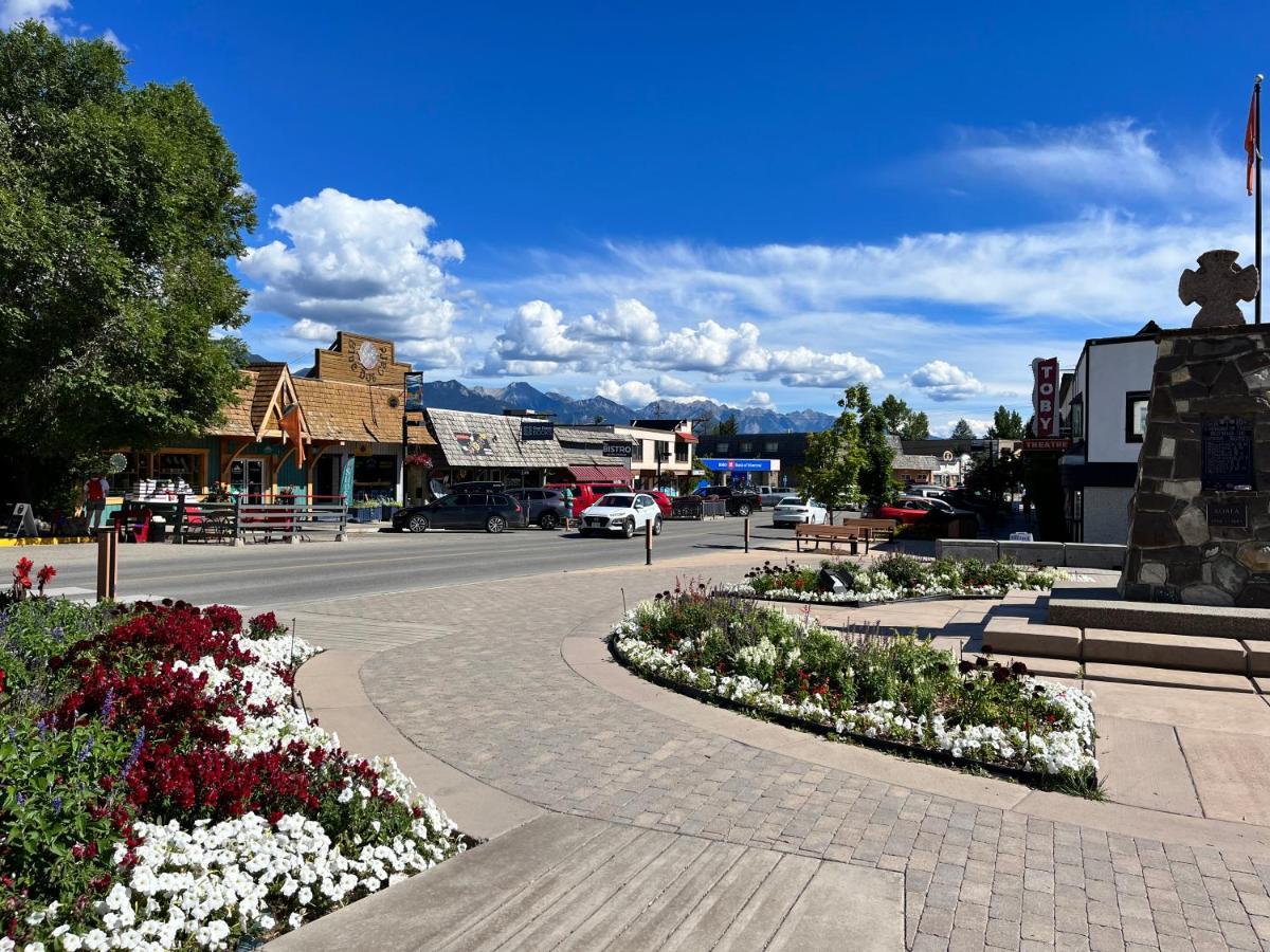 Perfect Base Invermere 3Bd Townhouse Mt Views With Garage ภายนอก รูปภาพ